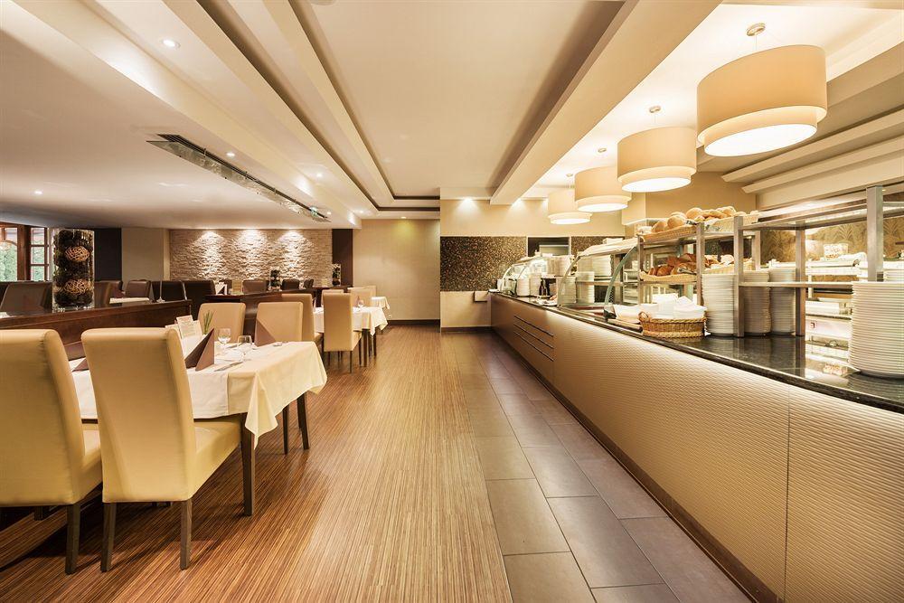 Отель Europa Fit 4*